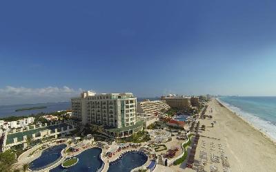 Sandos Cancún Aerial View